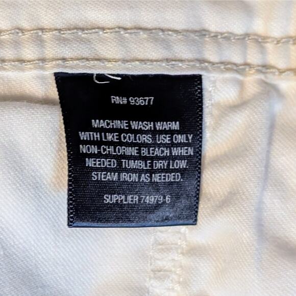 St. John's Bay Comfort Stretch Men's 38 White Flat Front Shorts - Picture 4 of 7